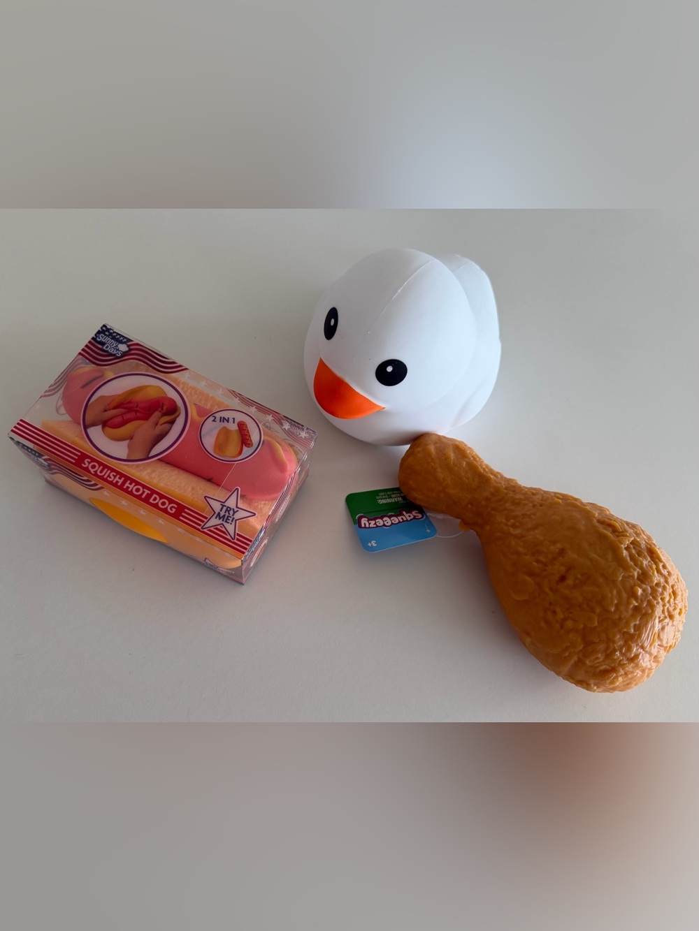 Squeezy White Duck, Hot Dog And Drumstick